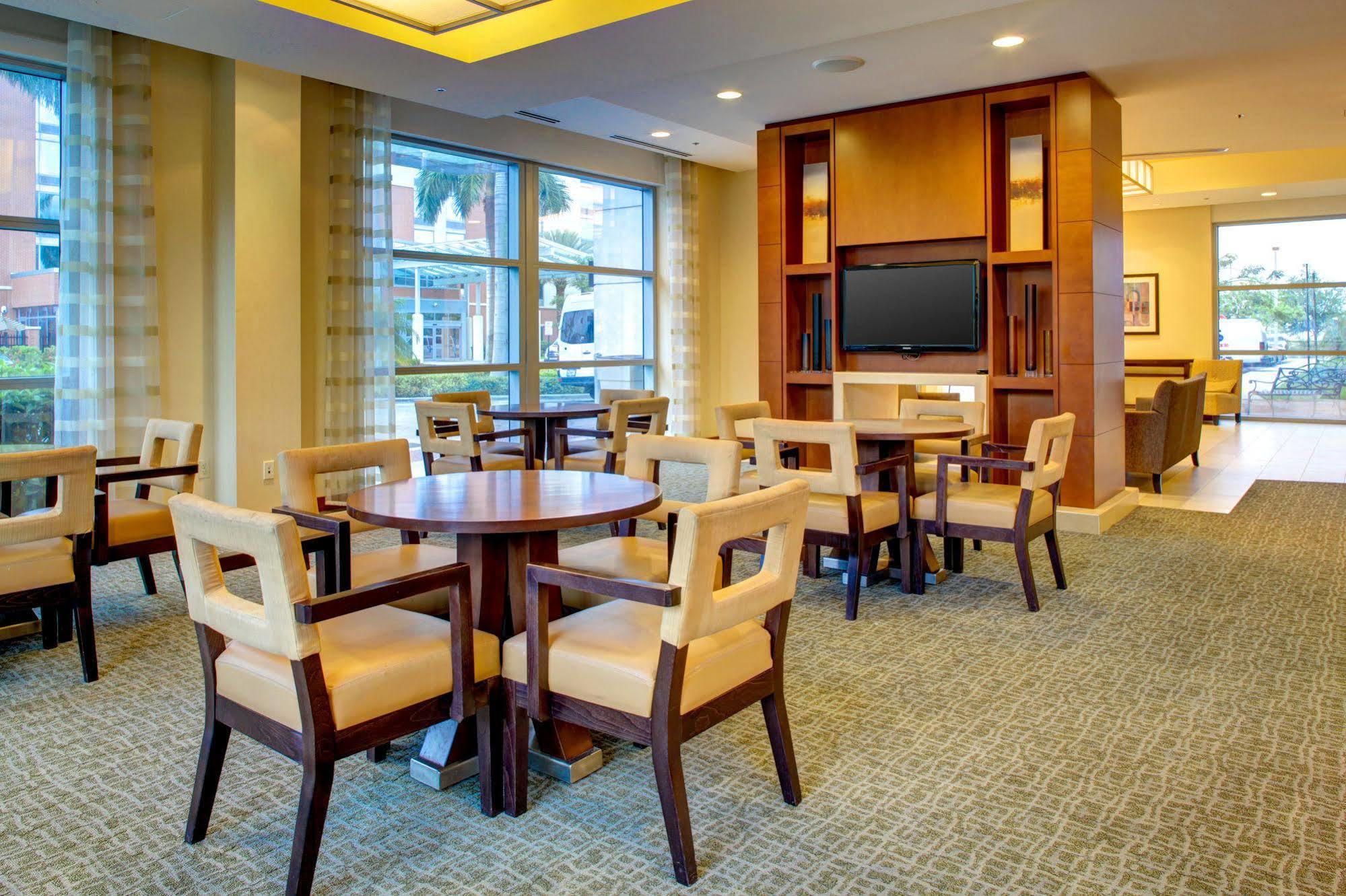 Hyatt House Fort Lauderdale Airport/Cruise Port دانيا بيتش المظهر الخارجي الصورة